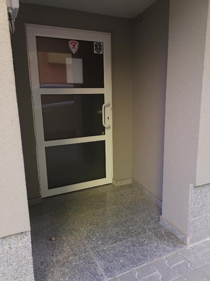 Apartment Near To Grand Hotel Plovdiv Exterior foto